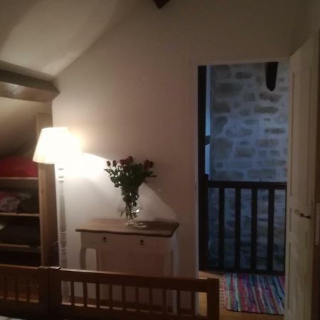 Appartement Le charme de la pierre à Echarcon Extérieur photo