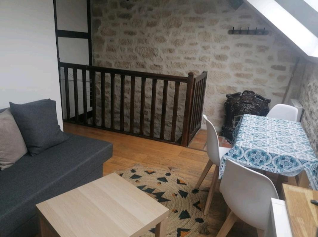 Appartement Le charme de la pierre à Echarcon Extérieur photo