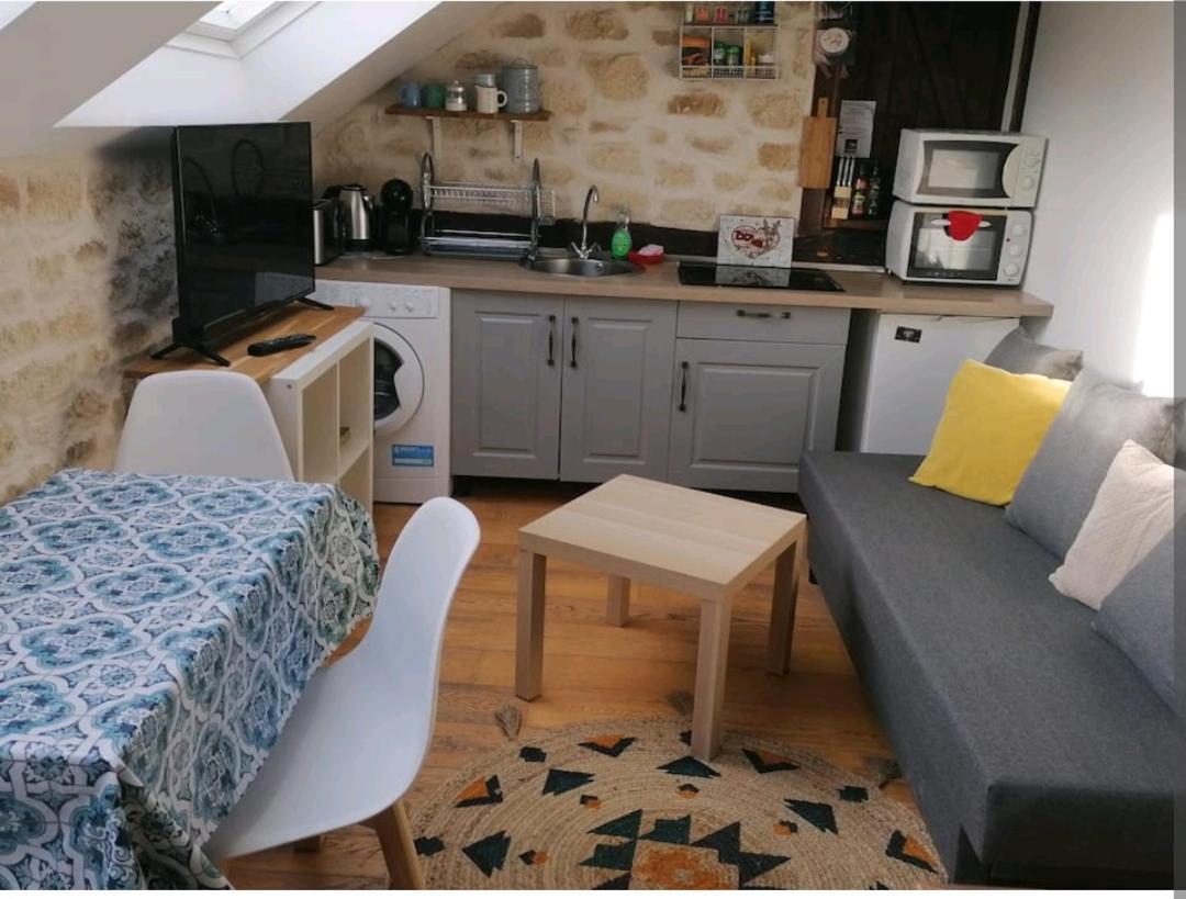 Appartement Le charme de la pierre à Echarcon Extérieur photo